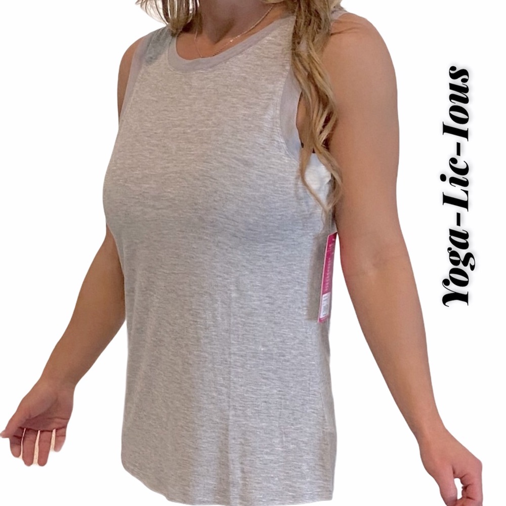 Yoga-lic-Ious Grey Workout Tank🌸